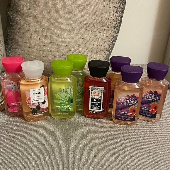 New never used .8 shower gel & 6 body lotion - Picture 3 of 6